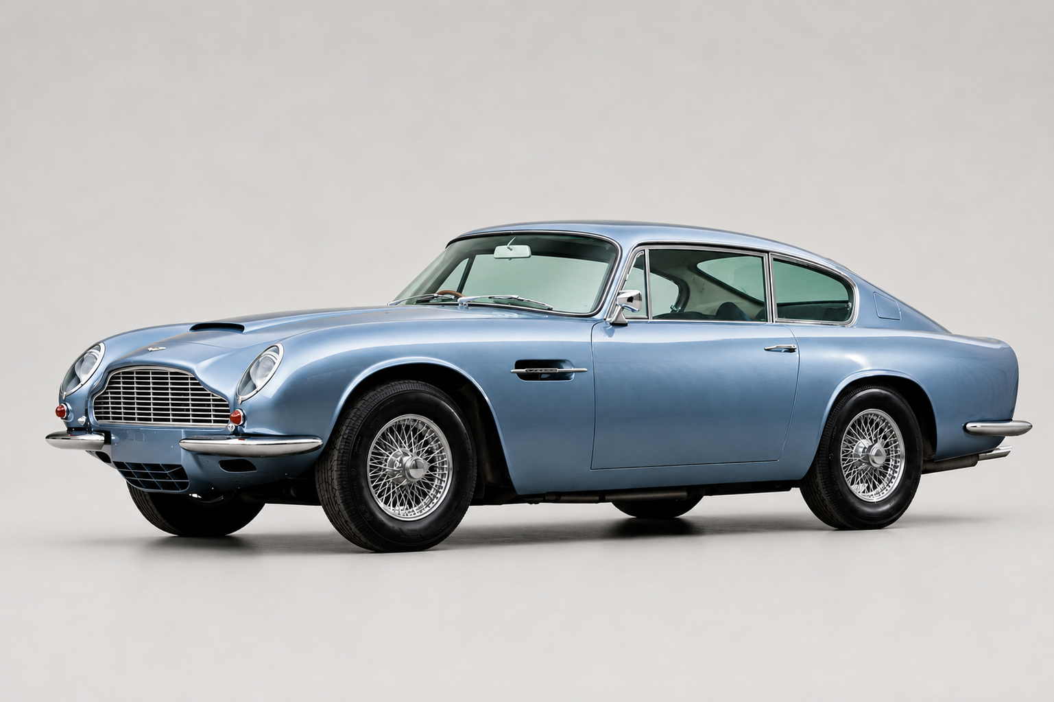 Aston Martin DB6 coupé, front three-quarter view